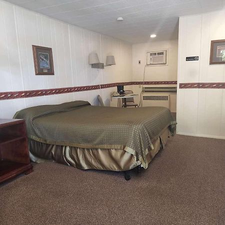 White Valley Motel Saint Charles Bagian luar foto